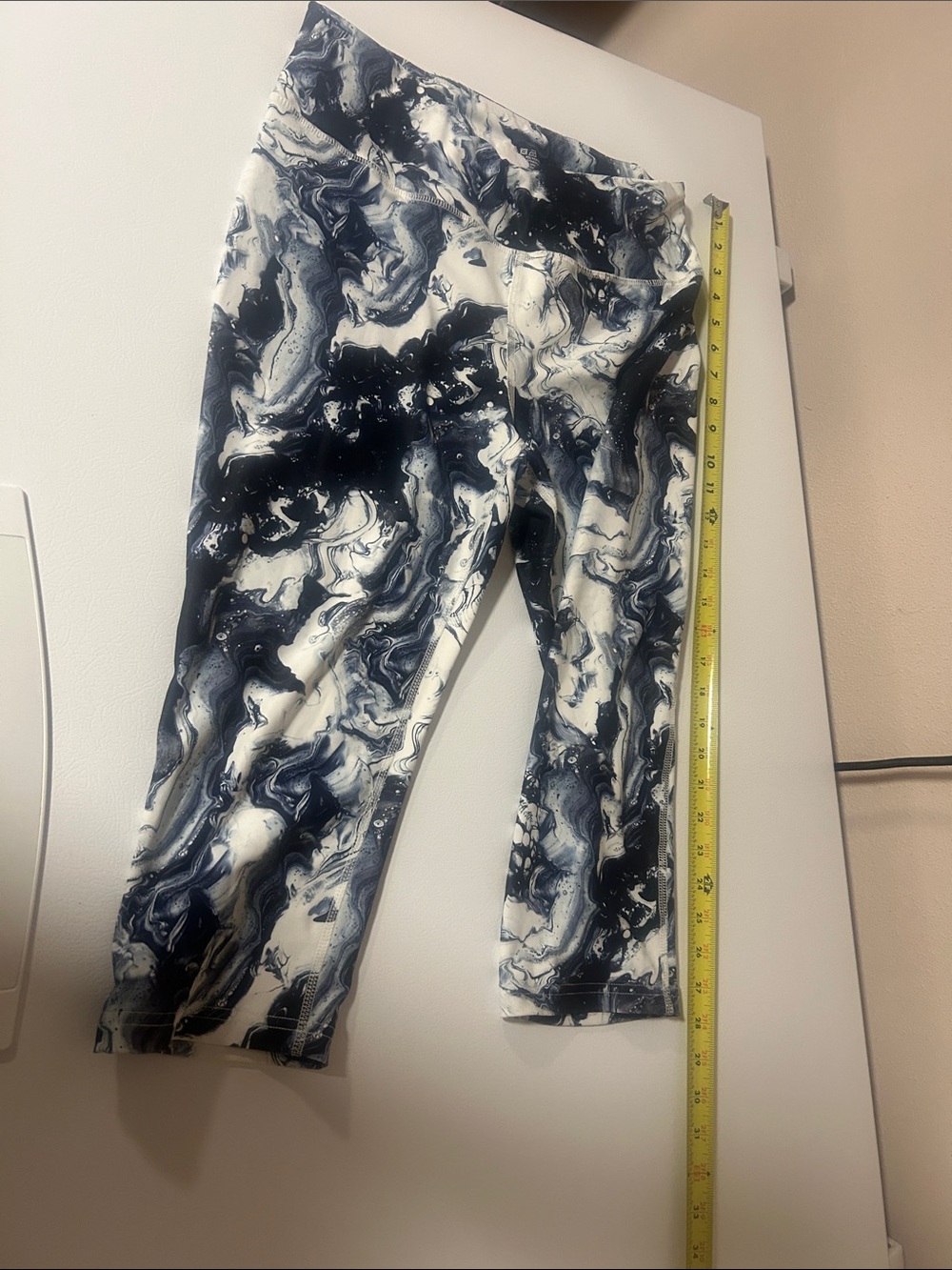 Athletic Works Navy & White Marble Capri Leggings